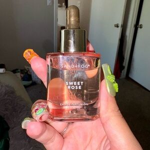 Sand + Fog Sweet Rose Eau de Parfum Oil